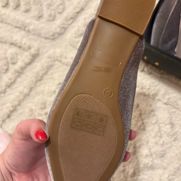 Lulu's Velvet Pointed-Toe Flats in Taupe - Picture 3 of 4